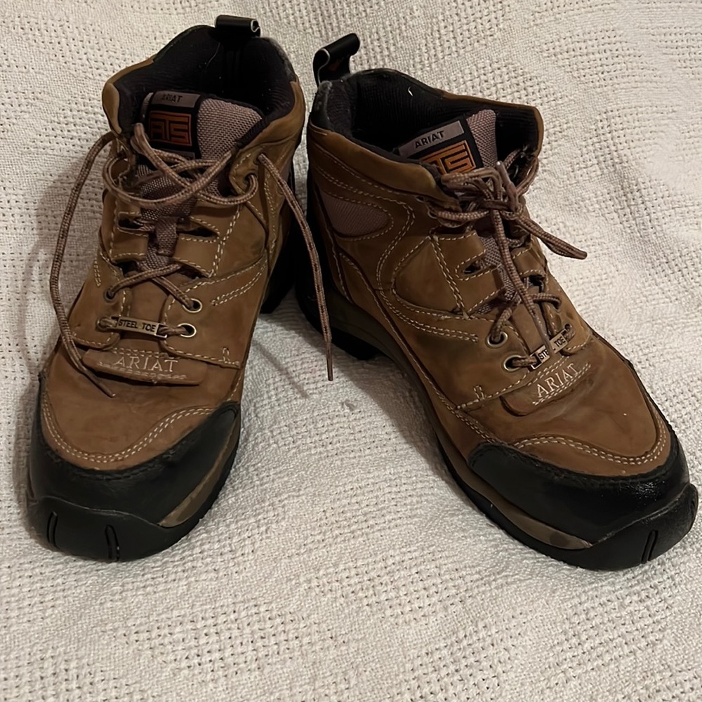 Ariat safety shoes womens size 8 1/2 D